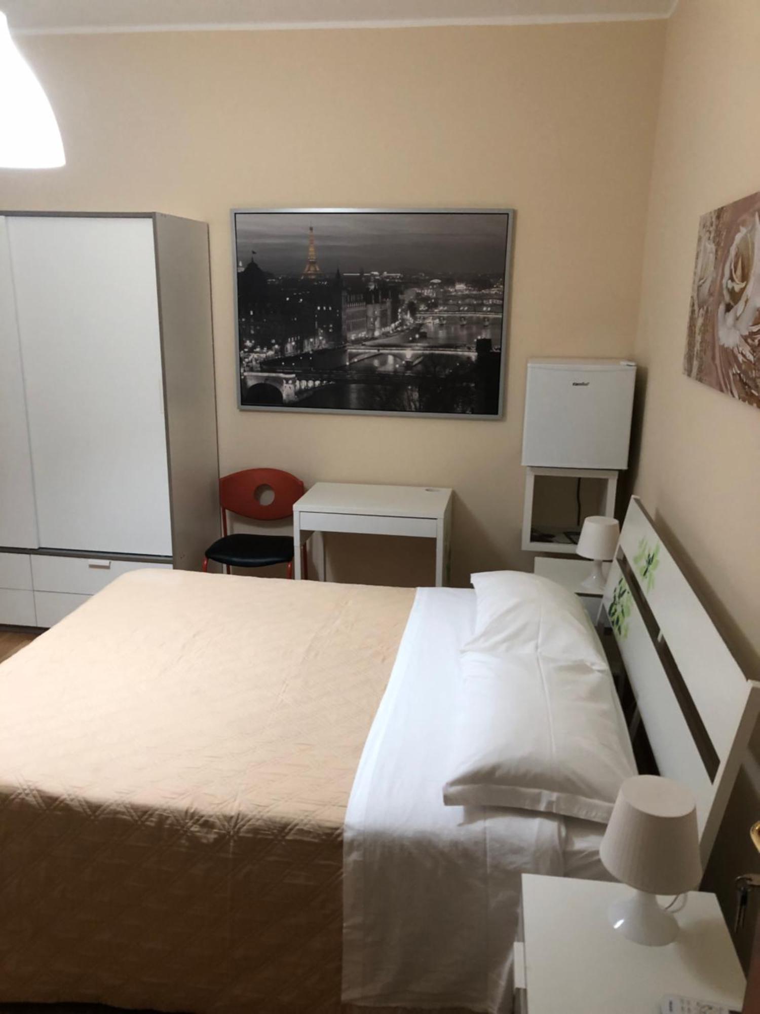 Moon River Guest House Pescara Kültér fotó