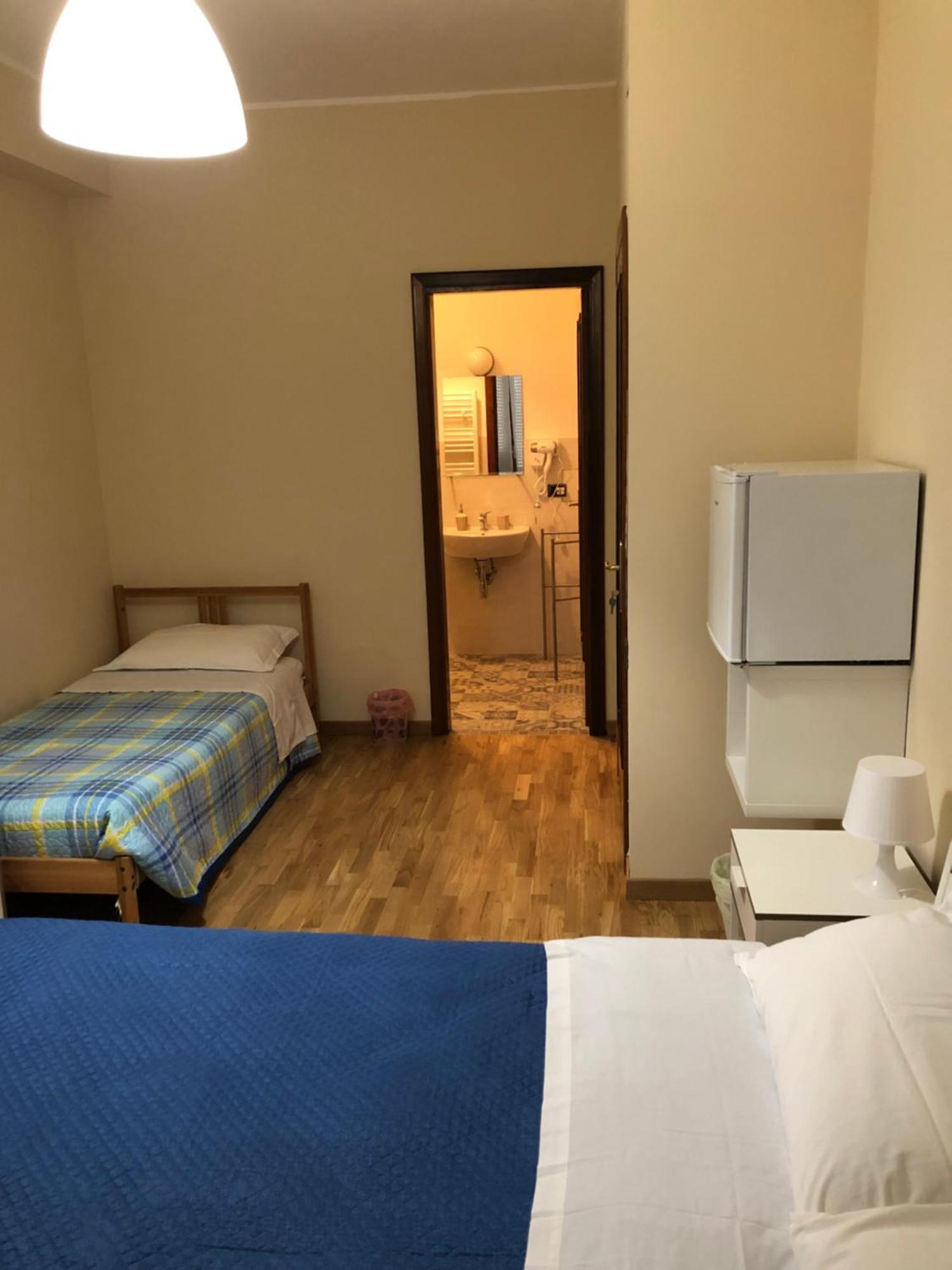 Moon River Guest House Pescara Kültér fotó